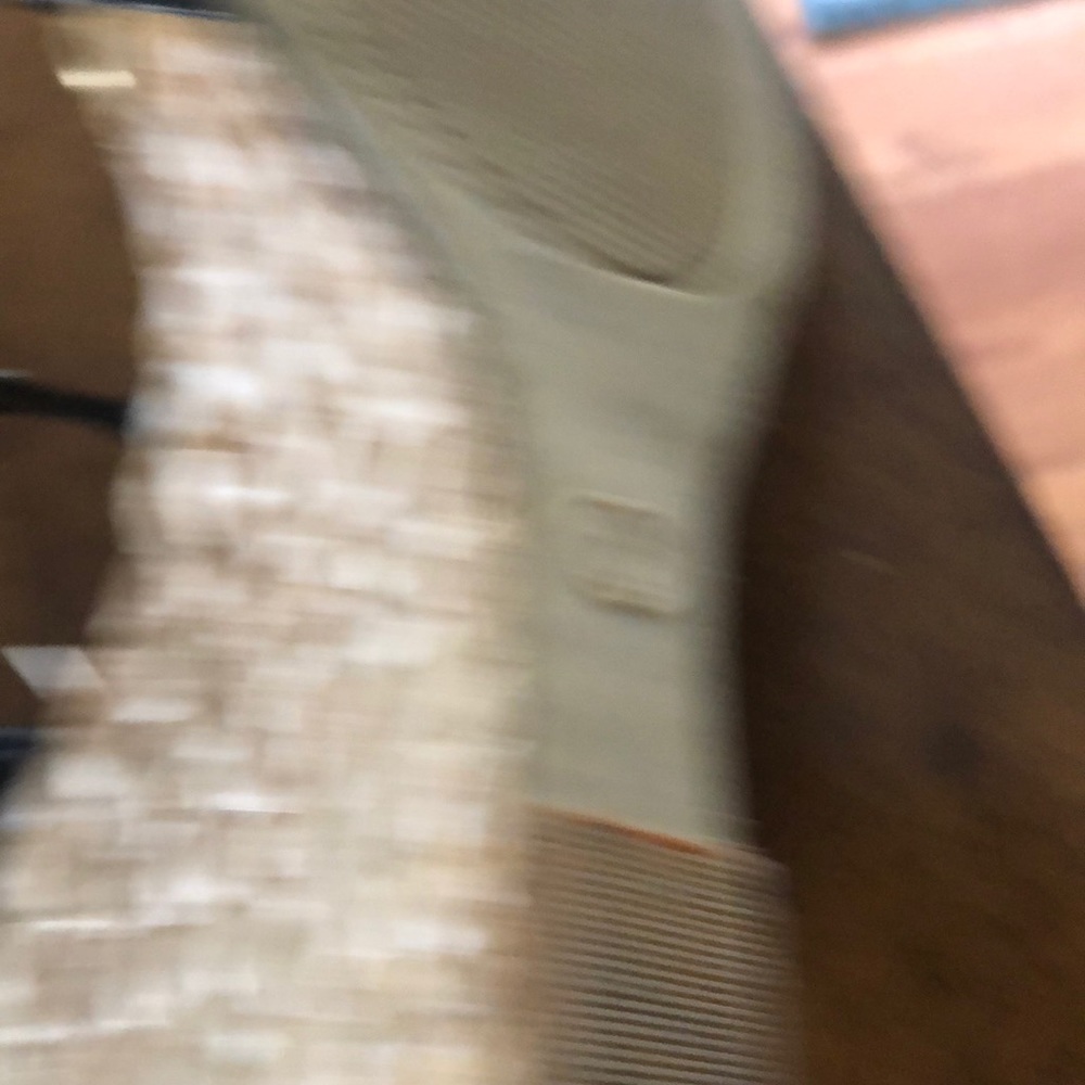 Sandals - Picture 4 of 5